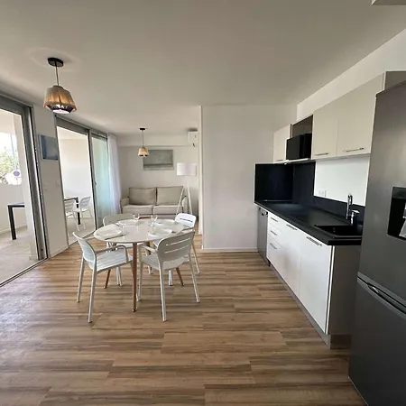 Climatise, Proche Et Commerces, 4 Pers., Parking Prive, Quartier Du Couchant - Fr-1-328-235 * La Grande-Motte